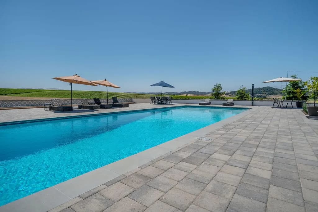 Cavalli Estates scene